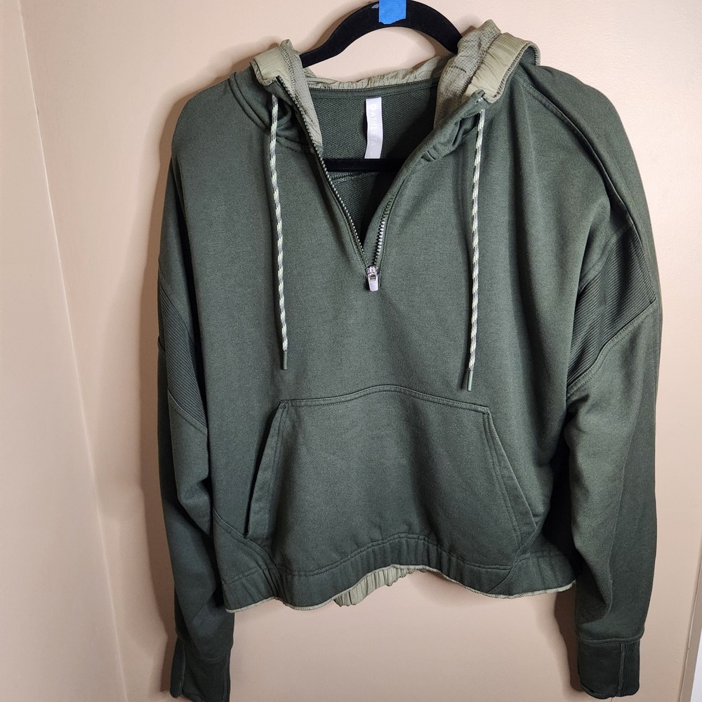 Athleta Ascend Warm Up Hoodie Tuscan Olive Size L 530131